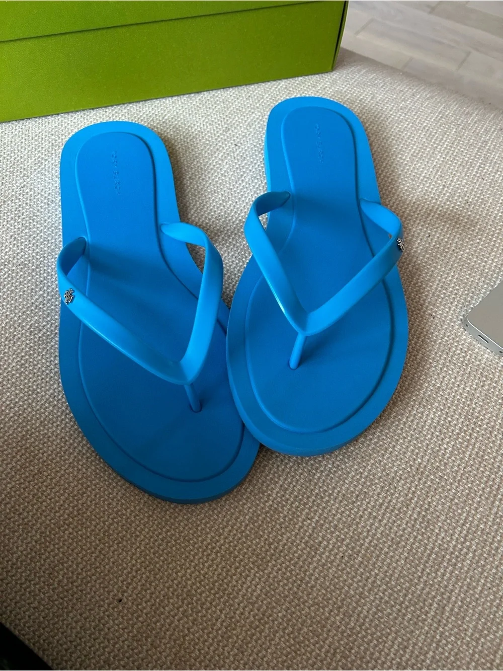 NWT TORY BURCH KIRA padded flip flops.